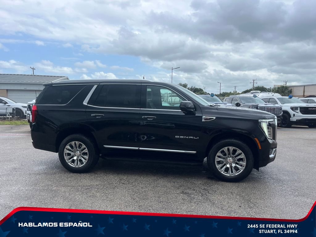 Used 2025 GMC Yukon Denali AWD/4WD image 4