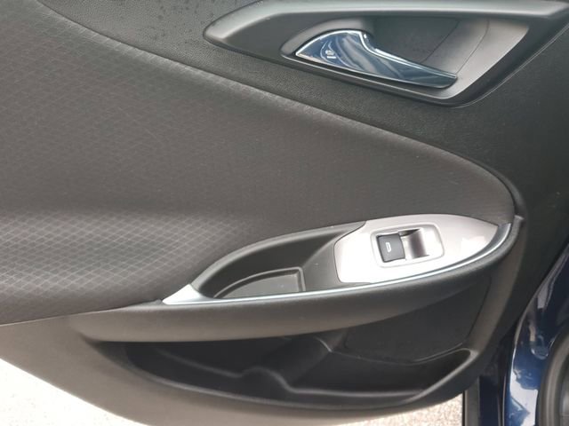 Used 2021 Chevrolet Malibu LT image 16