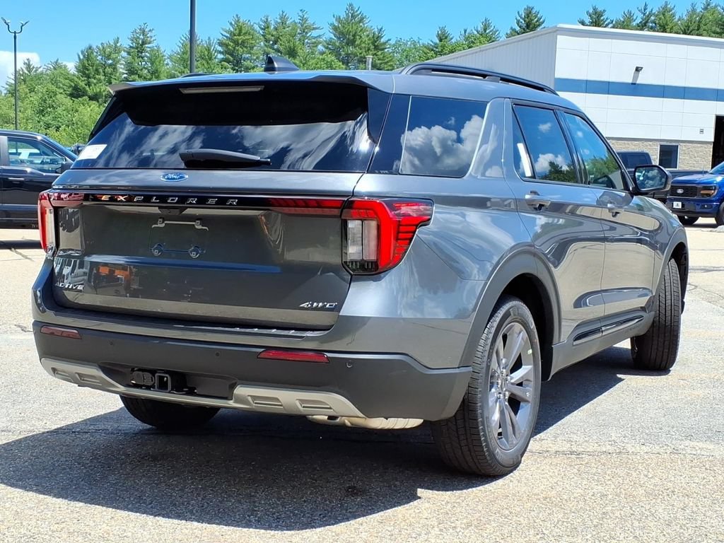 New 2026 Ford Explorer Active w/ Active Comfort Package AWD/4WD image 5