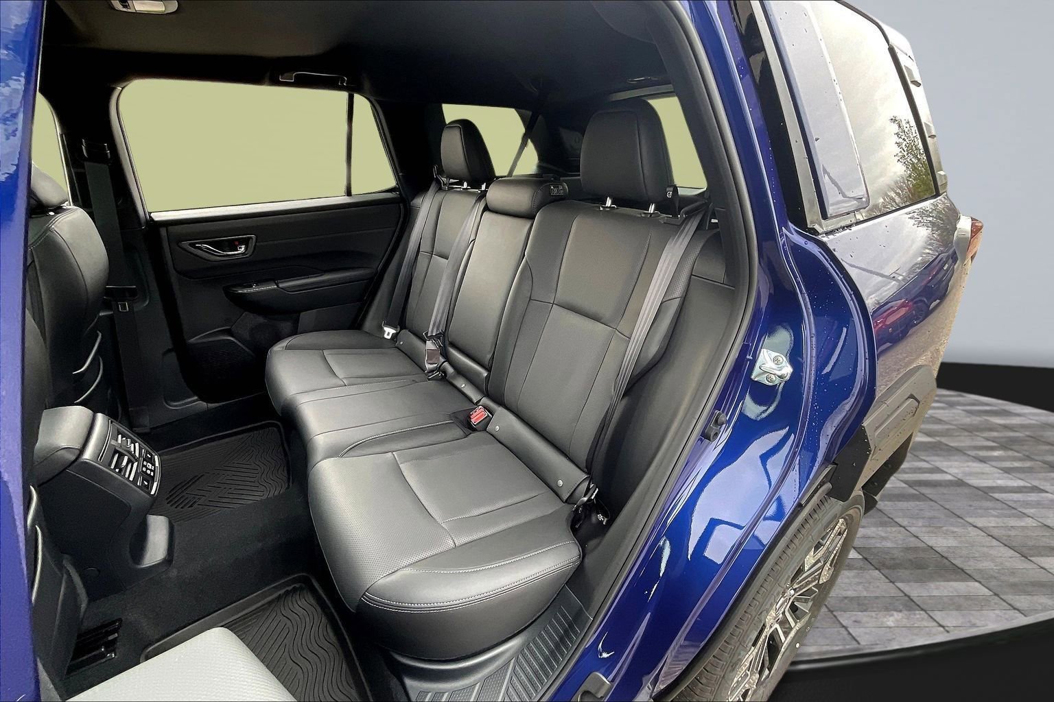 New 2026 Subaru Outback Touring XT AWD/4WD image 10