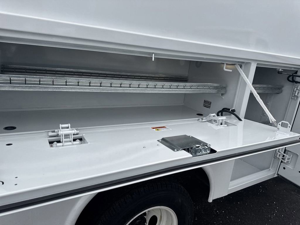 New 2025 Ford E-350 and Econoline 350 Super Duty w/ Power Equipment Group image 27