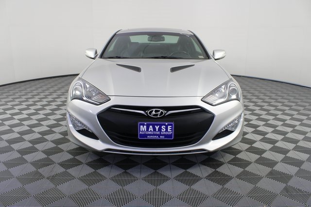 Used 2013 Hyundai Genesis 3.8 image 25