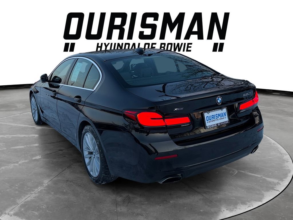 Used 2022 BMW 530i xDrive w/ Premium Package image 4