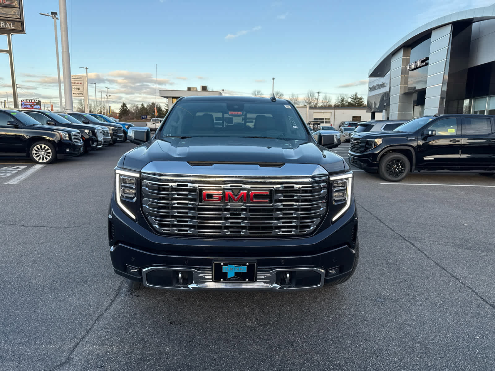 New 2026 GMC Sierra 1500 Denali w/ Denali Reserve Package image 2