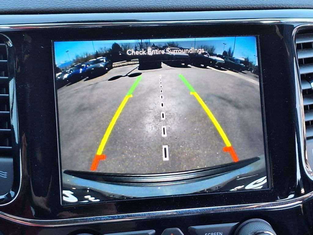 Used 2020 Jeep Grand Cherokee Altitude image 21