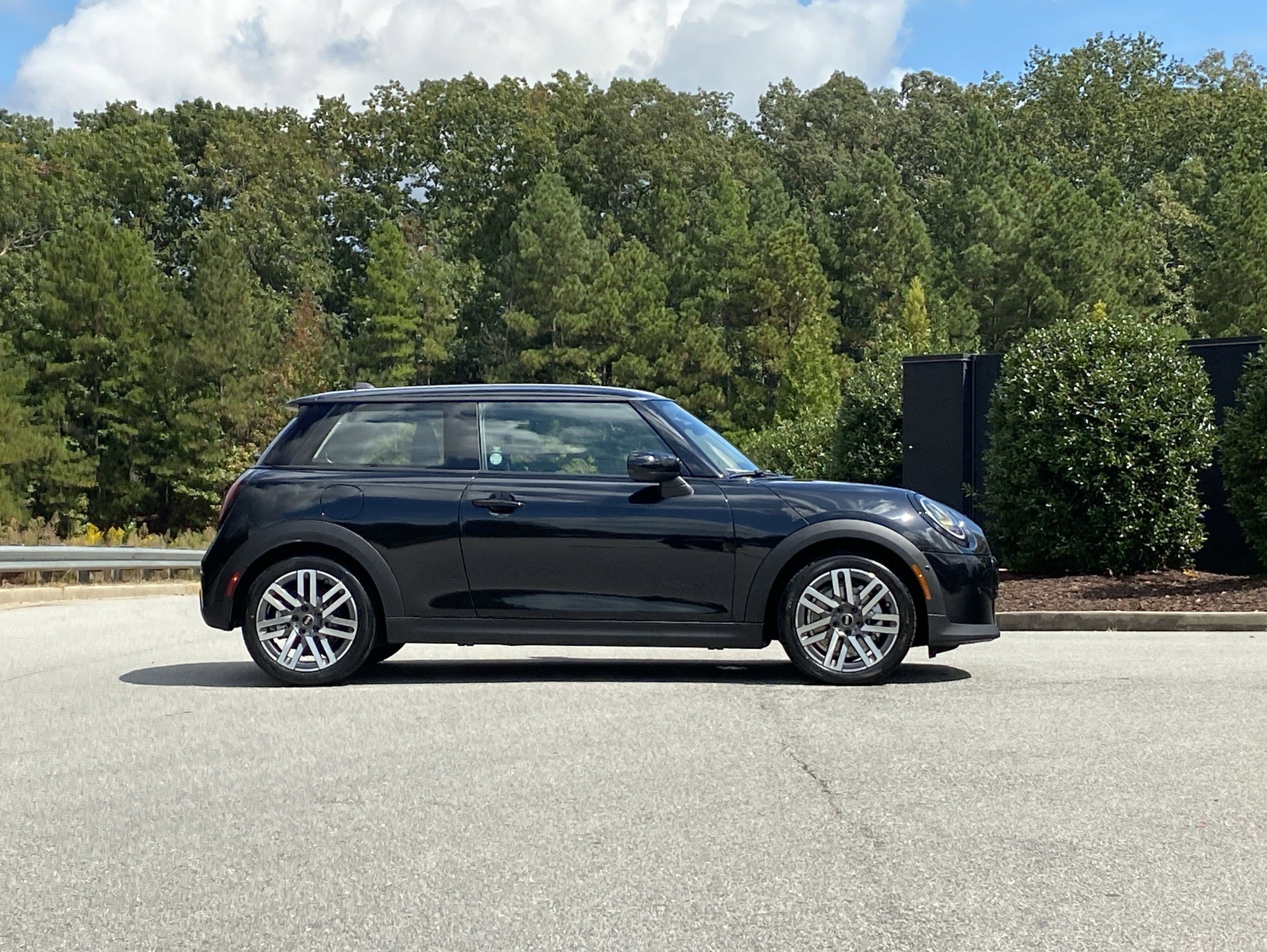 Certified 2026 MINI Cooper 2-Door Hardtop FWD image 5