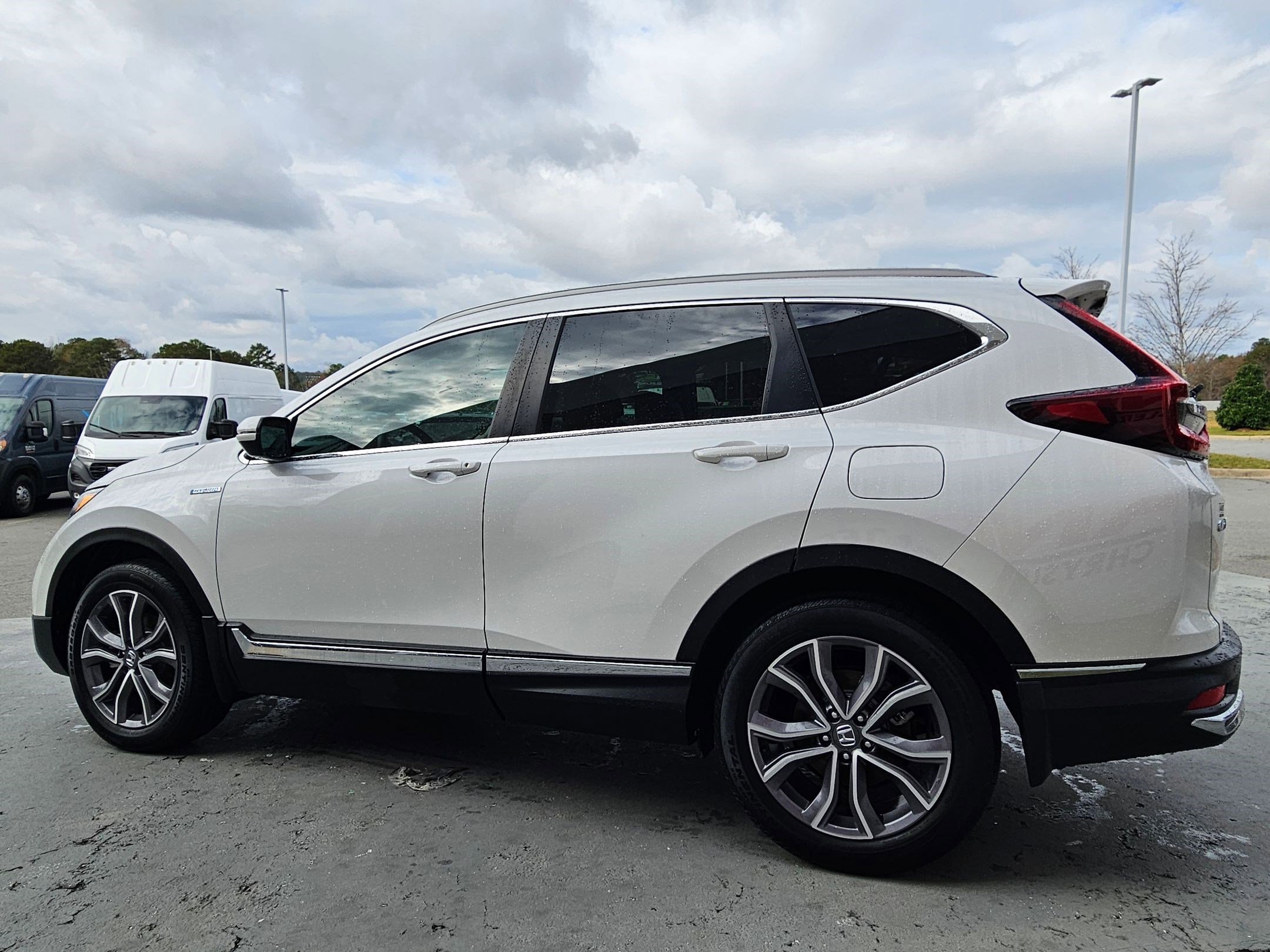 Used 2022 Honda CR-V Touring image 5