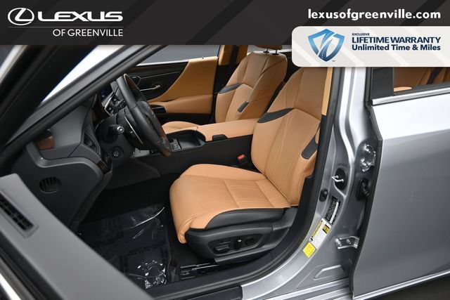 Used 2024 Lexus ES 300h w/ Accessory Package (Z1) FWD image 17