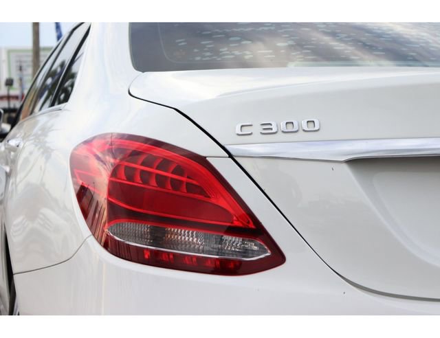 Used 2018 Mercedes-Benz C 300 4MATIC Sedan image 7