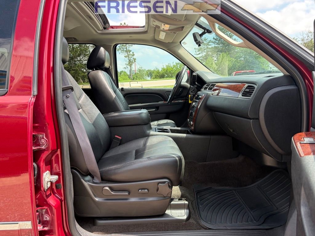 Used 2011 Chevrolet Tahoe LT AWD/4WD image 21