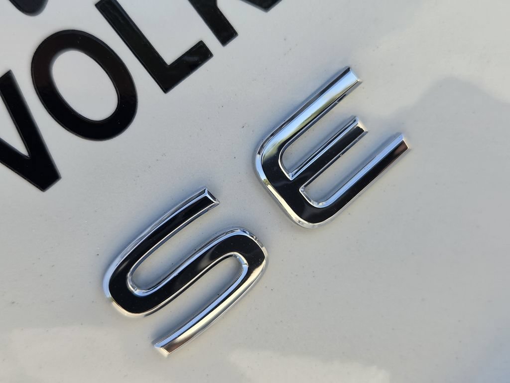 New 2026 Volkswagen Atlas Cross Sport SE FWD image 11