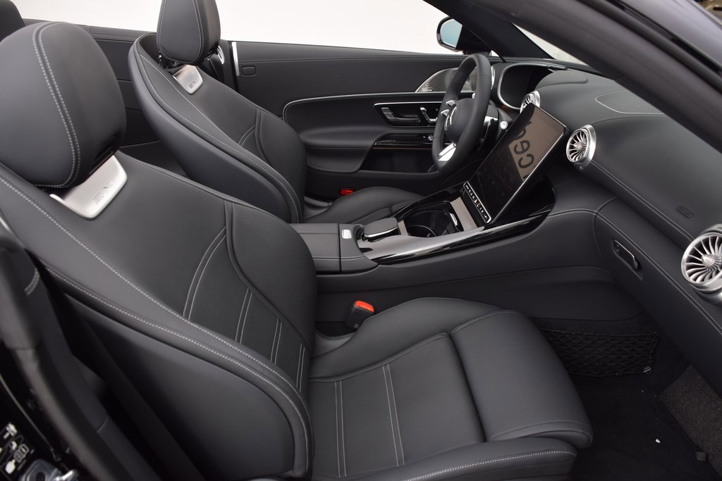 New 2025 Mercedes-Benz SL 55 AMG 4MATIC image 16