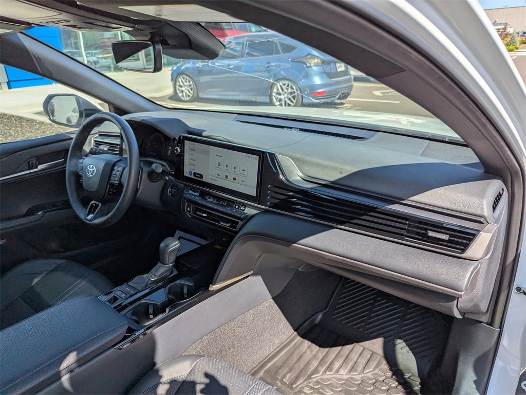 Used 2025 Toyota Camry XSE image 40