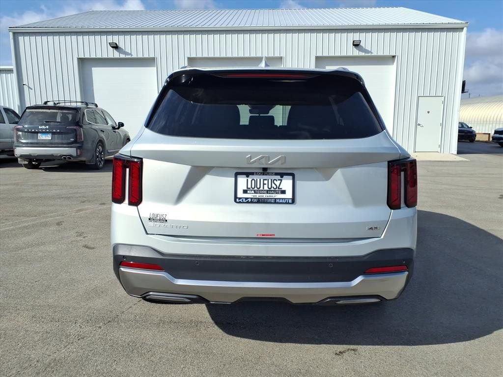 New 2026 Kia Sorento S image 5