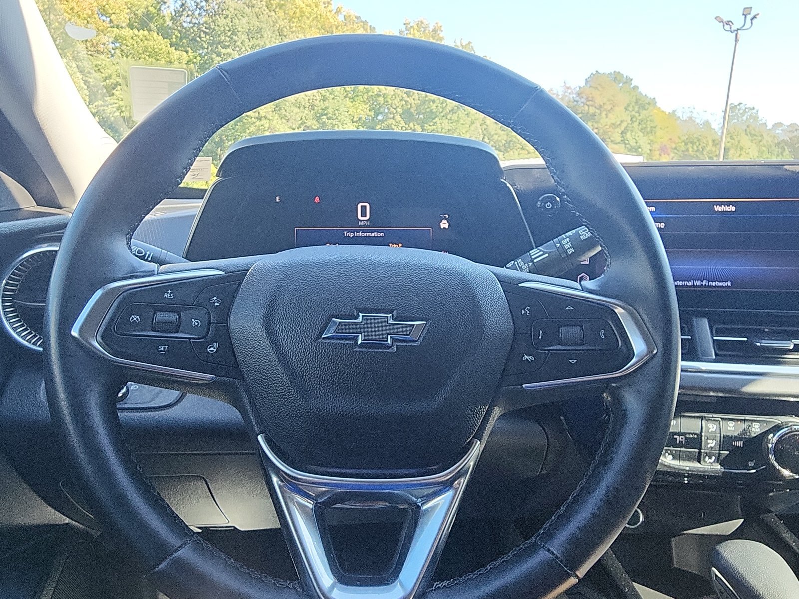 Used 2024 Chevrolet Trax ACTIV w/ Driver Confidence Package FWD image 15