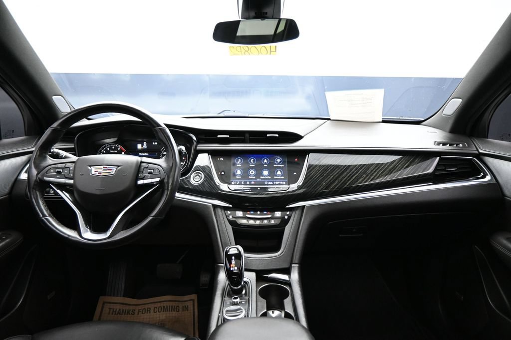 Used 2020 Cadillac XT6 Premium Luxury AWD/4WD image 14