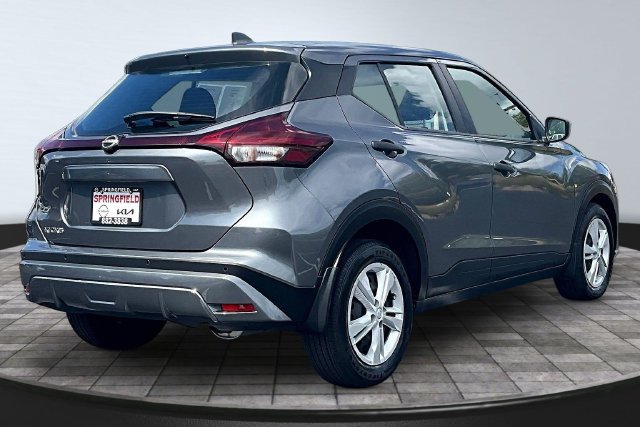 Used 2024 Nissan Kicks S FWD image 6