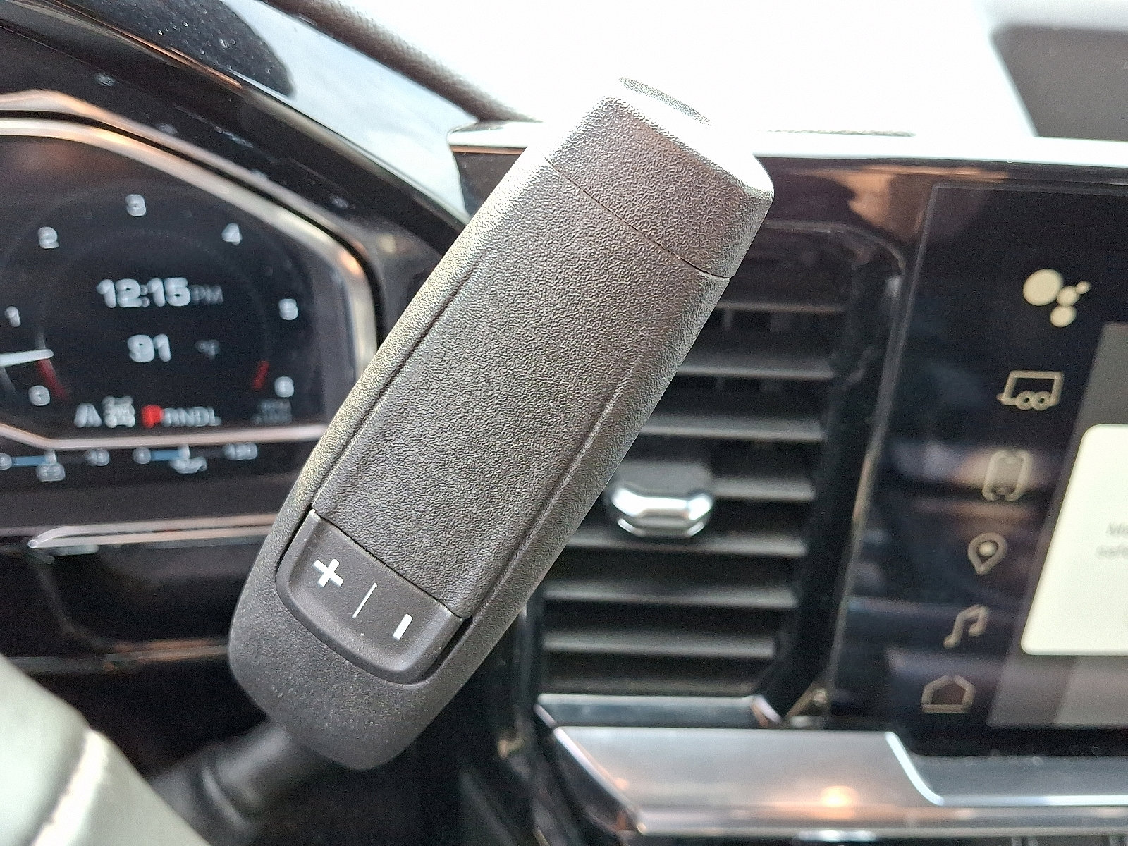 Used 2024 GMC Sierra 1500 SLT image 14