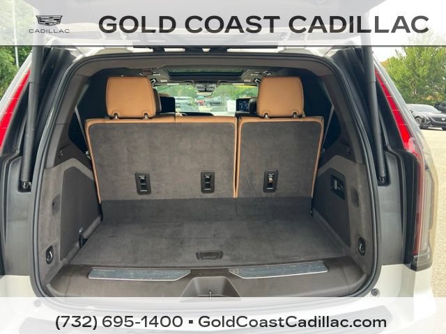 Used 2021 Cadillac Escalade Sport w/ Driver Assist Tech Package AWD/4WD image 14