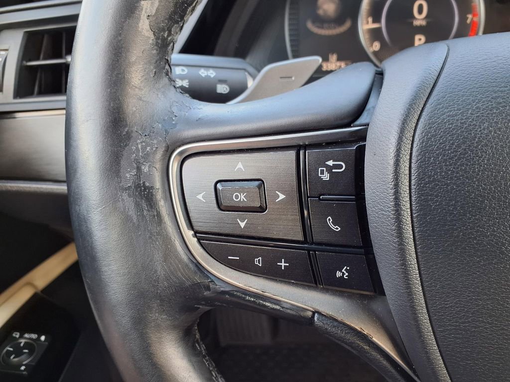 Used 2022 Lexus ES 350 w/ Premium Package FWD image 15