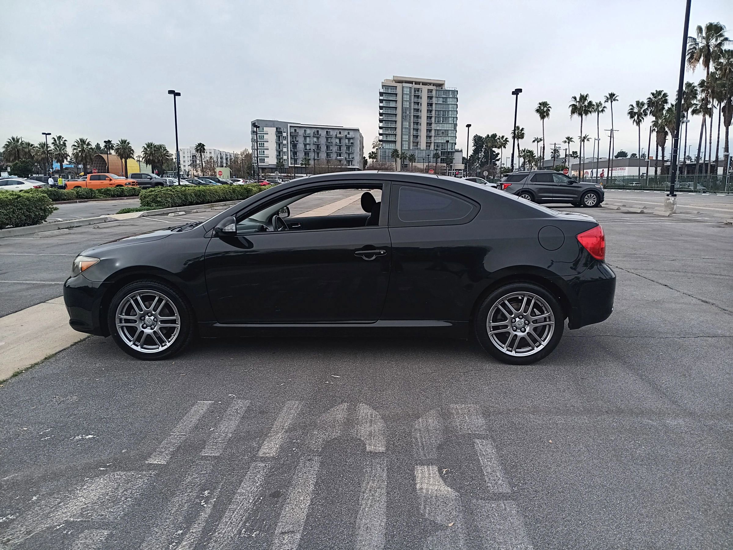 Used 2007 Scion tC image 5