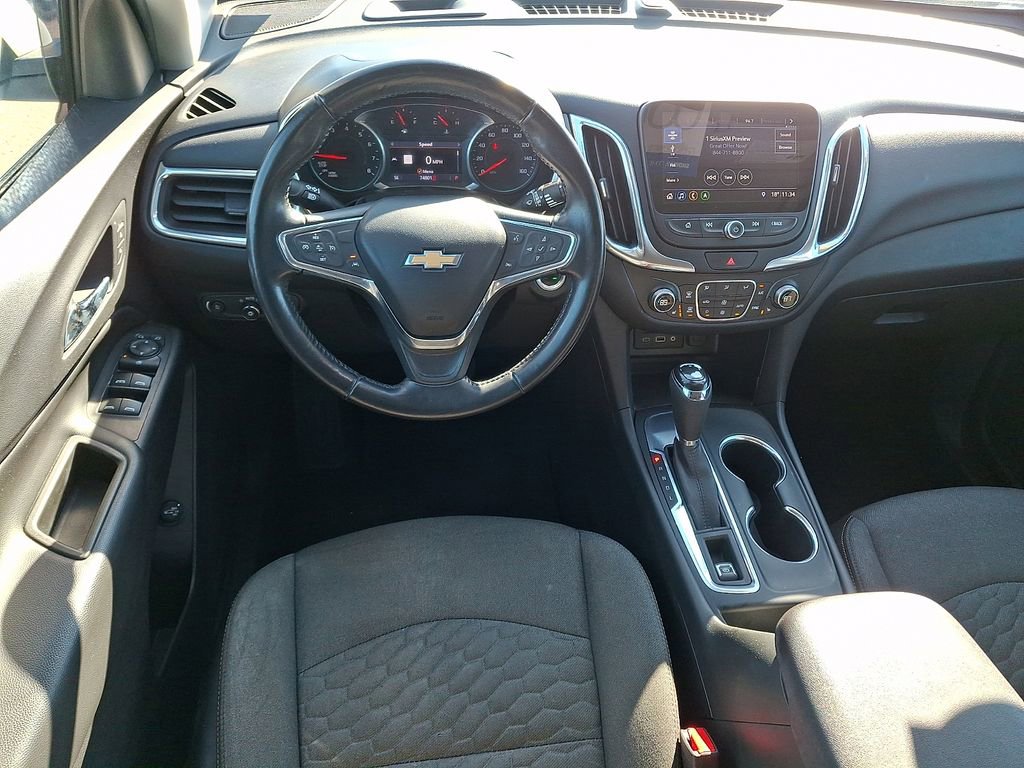 Used 2020 Chevrolet Equinox LT image 2