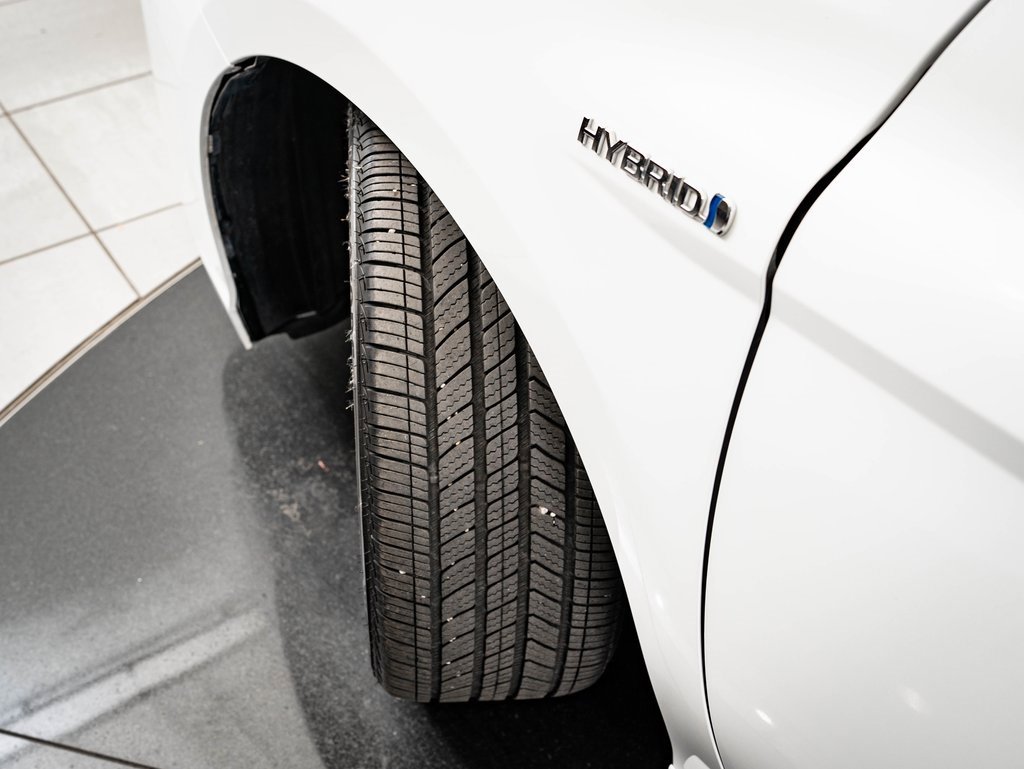 Used 2018 Toyota Camry SE image 46