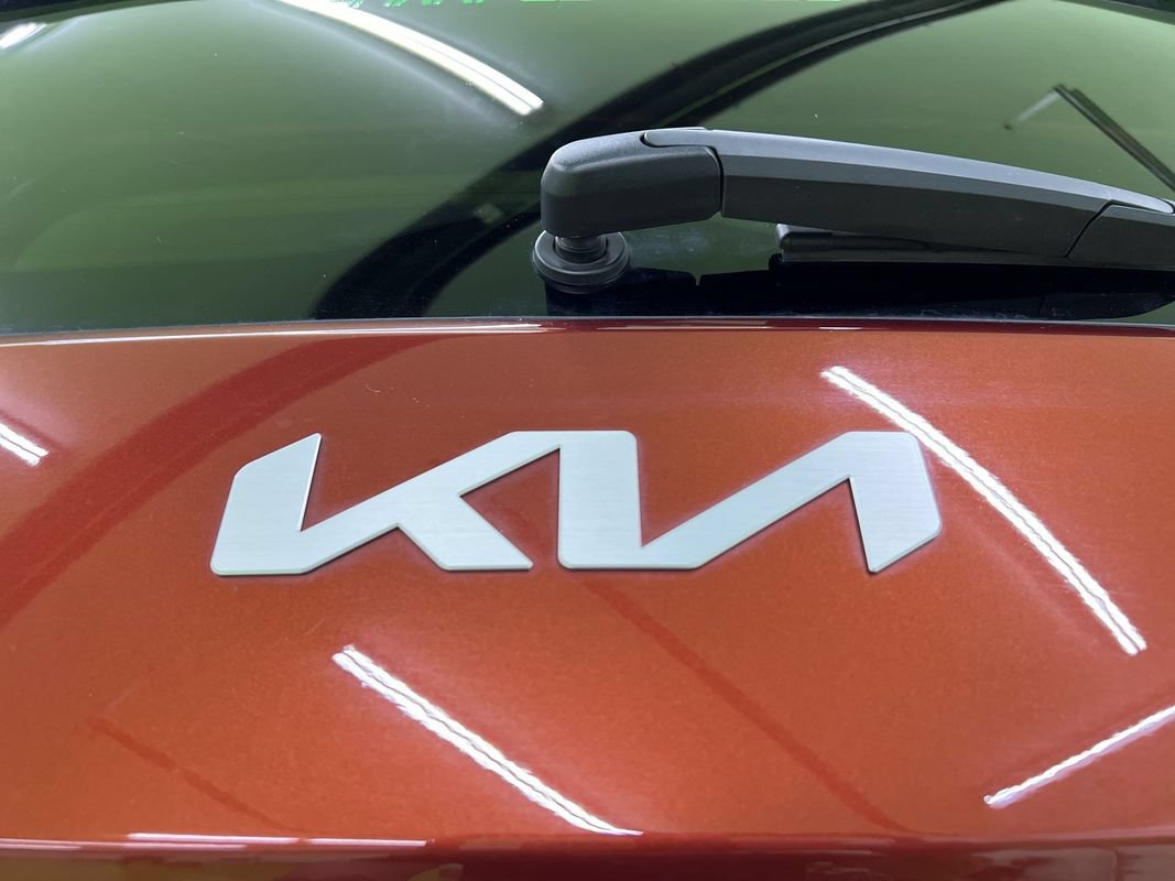 Used 2024 Kia Soul LX FWD image 13