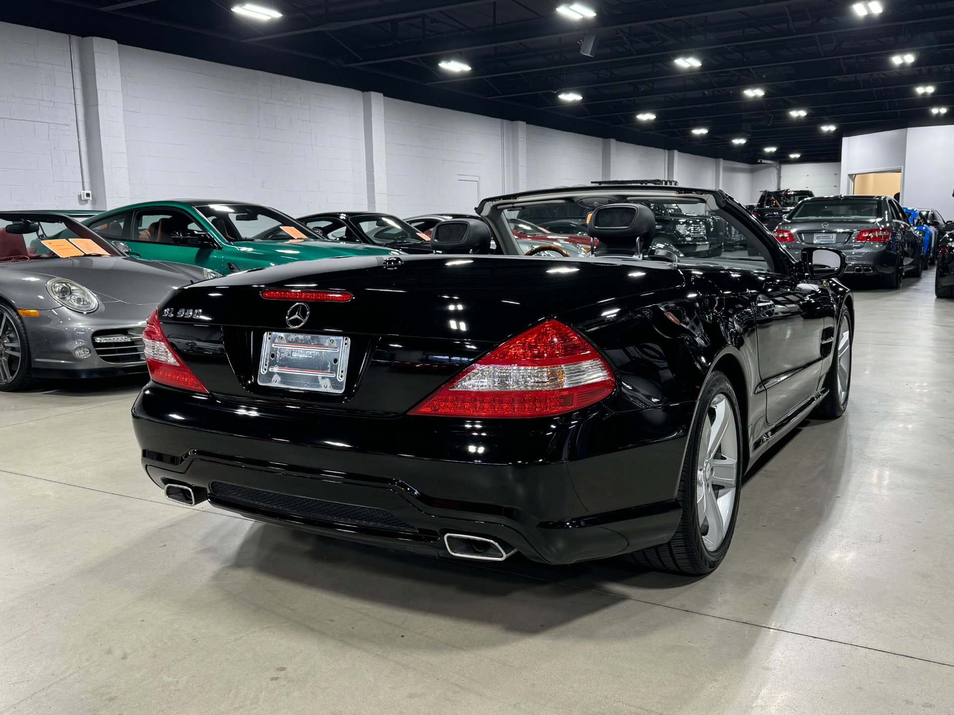 Used 2009 Mercedes-Benz SL 550 image 24