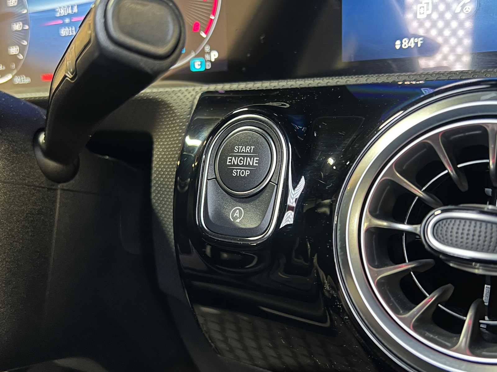 Certified 2025 Mercedes-Benz CLA 250 4MATIC image 27