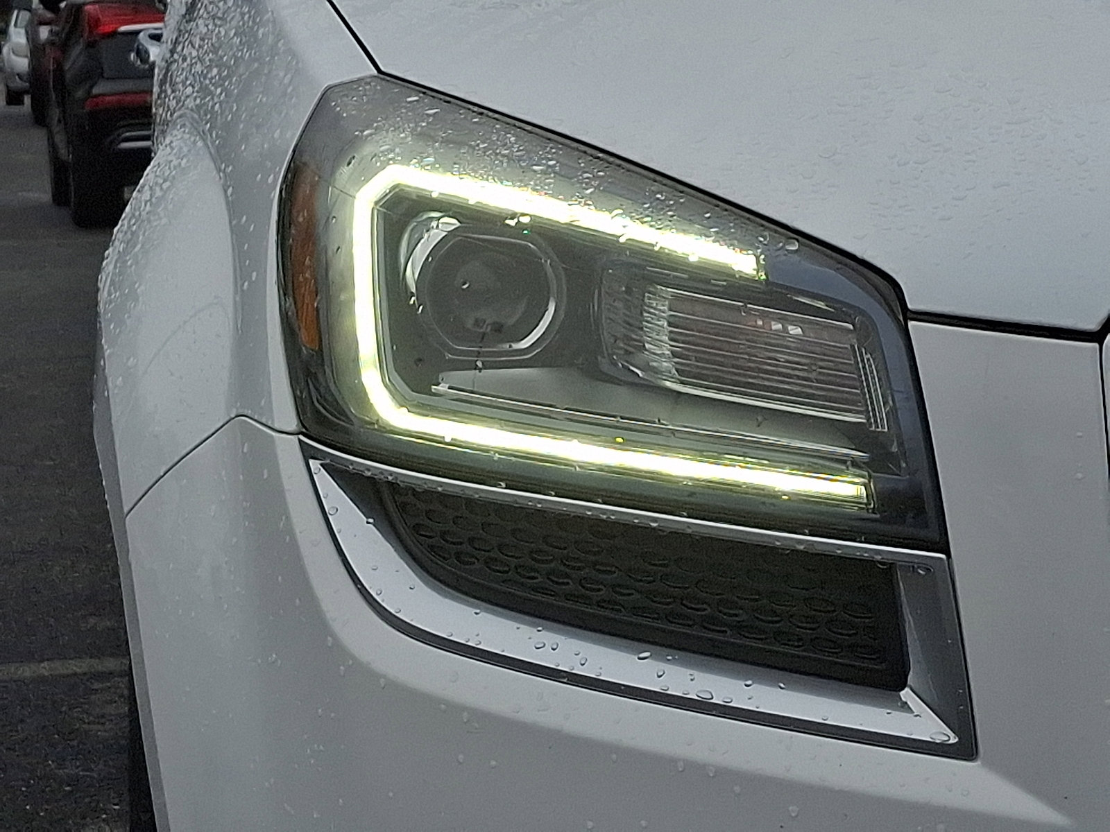 Used 2017 GMC Acadia Limited SLT image 9