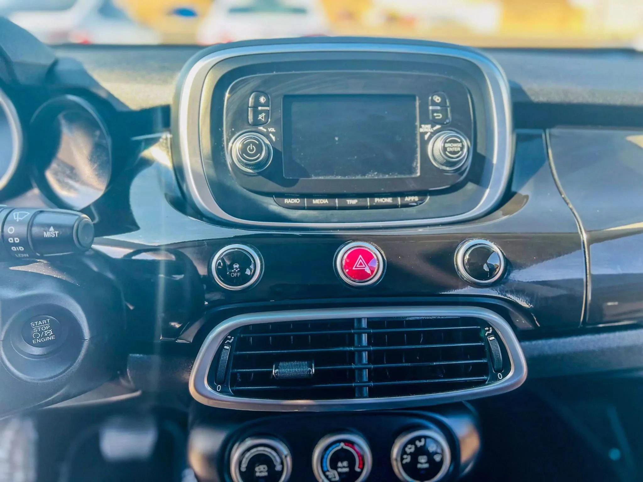 Used 2016 FIAT 500X Easy image 9