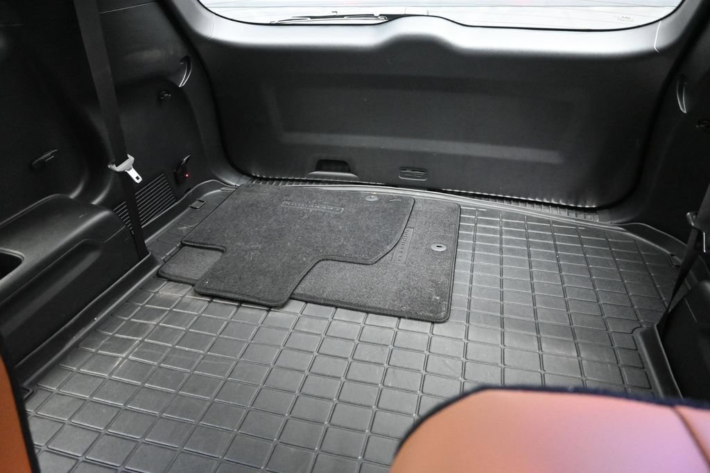 Certified 2025 Kia Telluride SX Prestige X-Pro AWD/4WD image 33