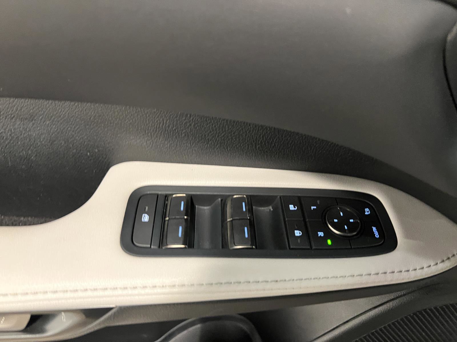 Used 2023 Lexus RX 350h image 26