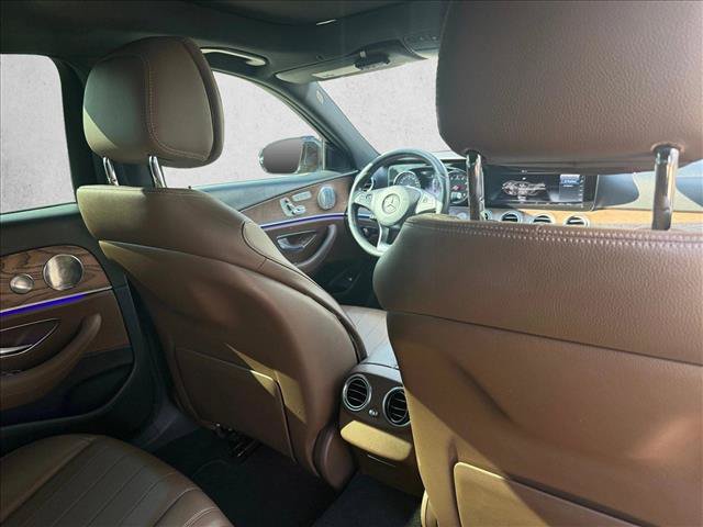 Used 2017 Mercedes-Benz E 300 image 23