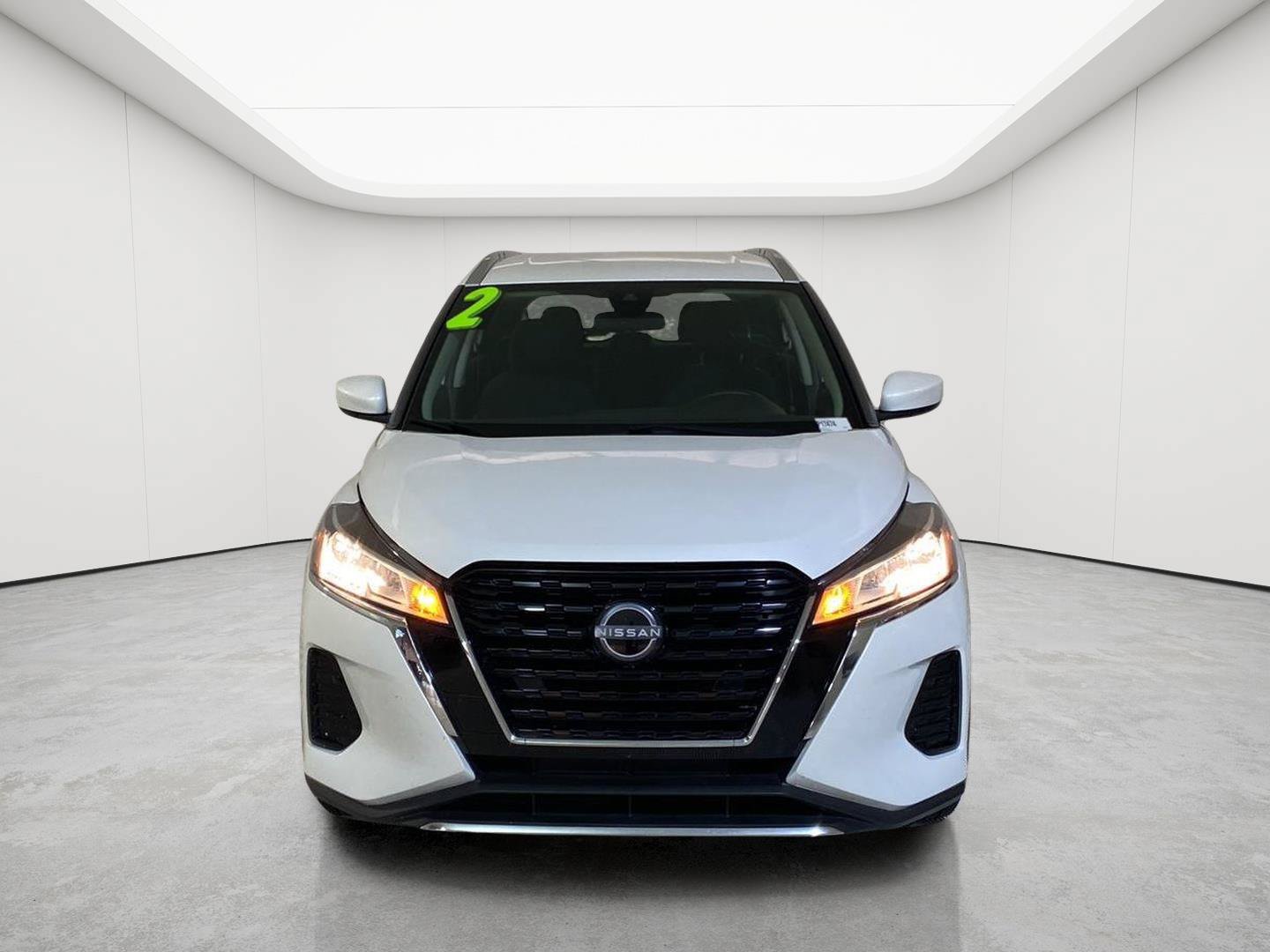 Used 2024 Nissan Kicks SV FWD image 2
