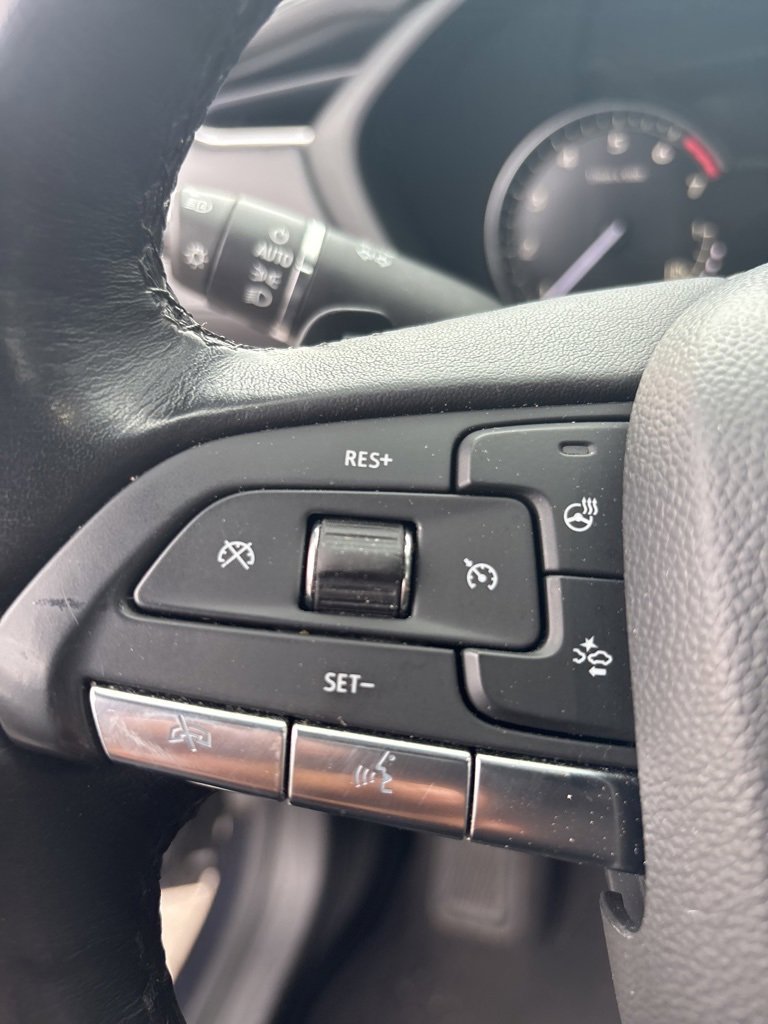 Used 2023 Cadillac XT4 Premium Luxury w/ Cold Weather Package image 34