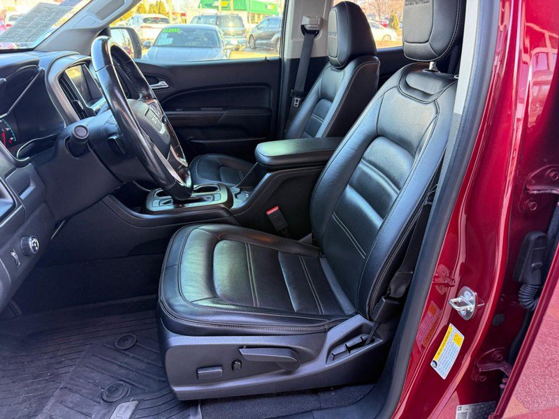 Used 2019 GMC Canyon Denali image 9