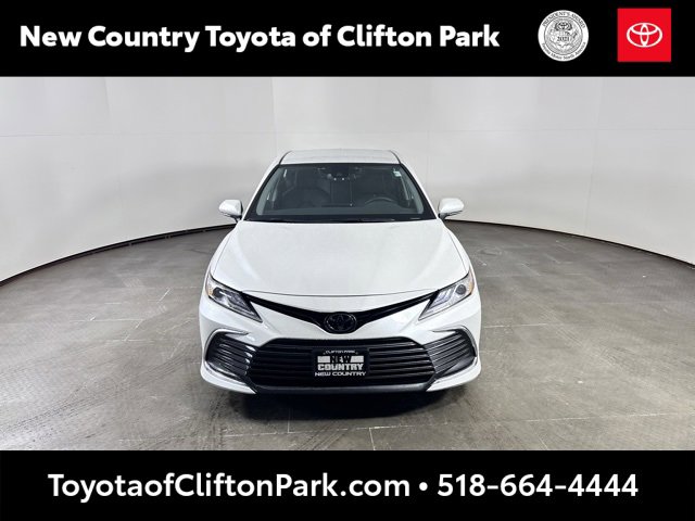 Used 2023 Toyota Camry XLE image 8