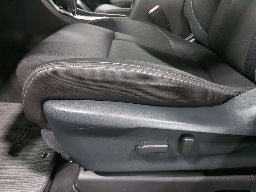 Used 2023 Subaru Ascent Premium w/ Convenience Package image 30