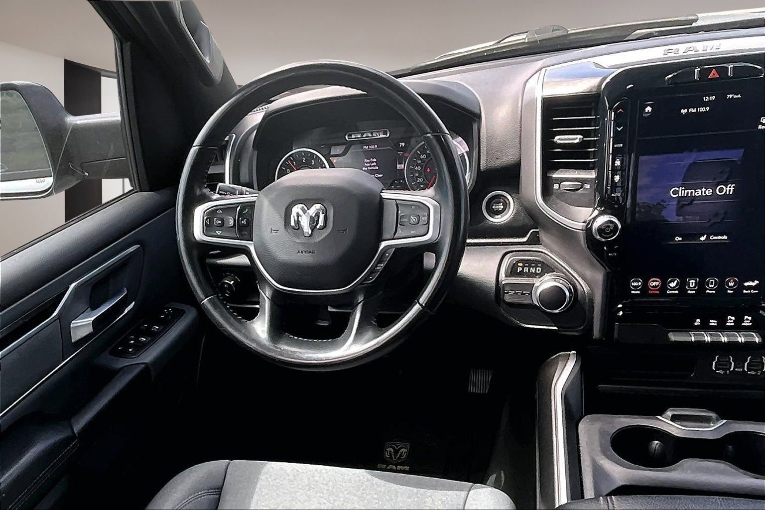 Used 2021 RAM 1500 Big Horn image 9