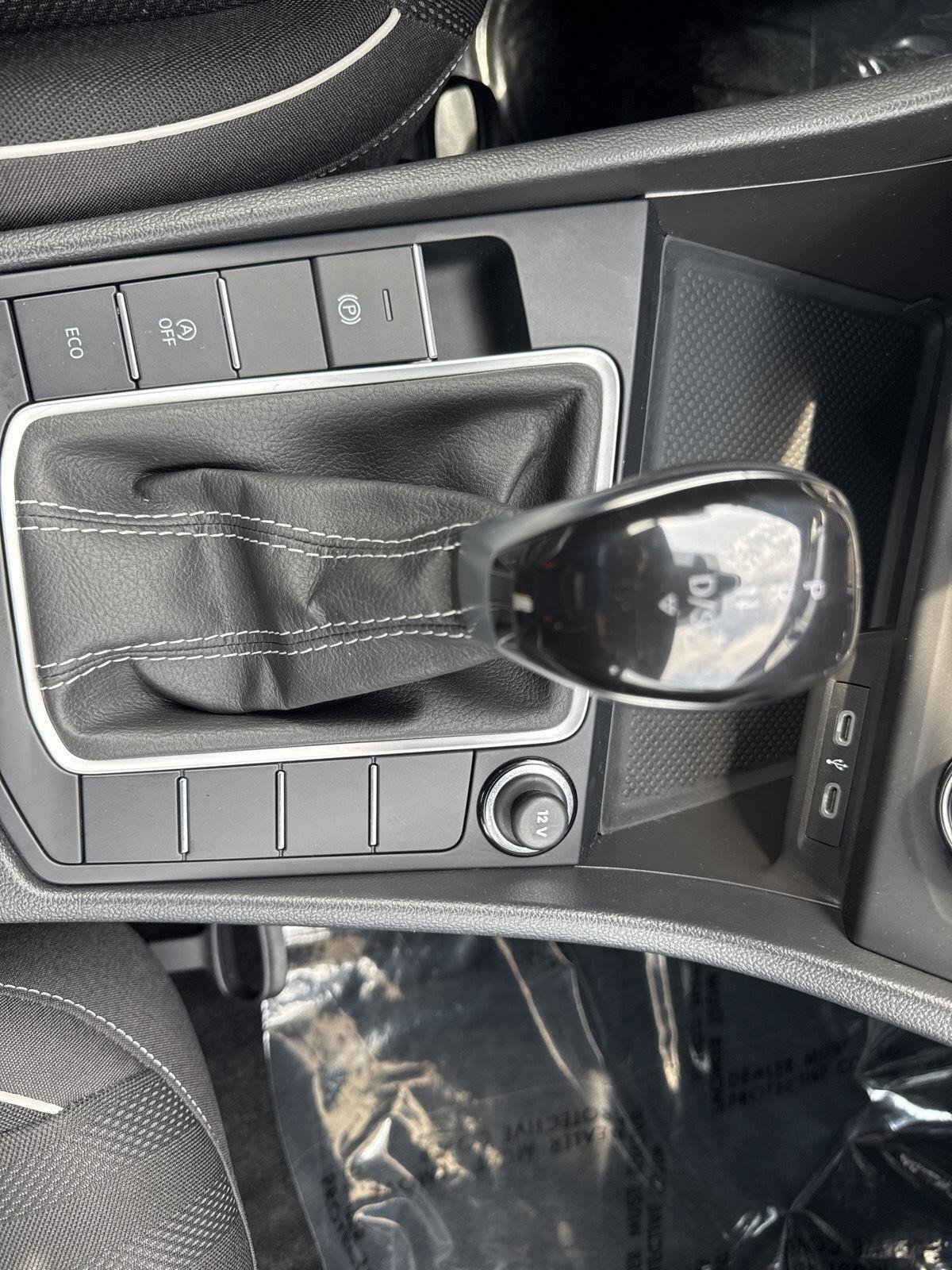Used 2024 Volkswagen Jetta Sport FWD image 19