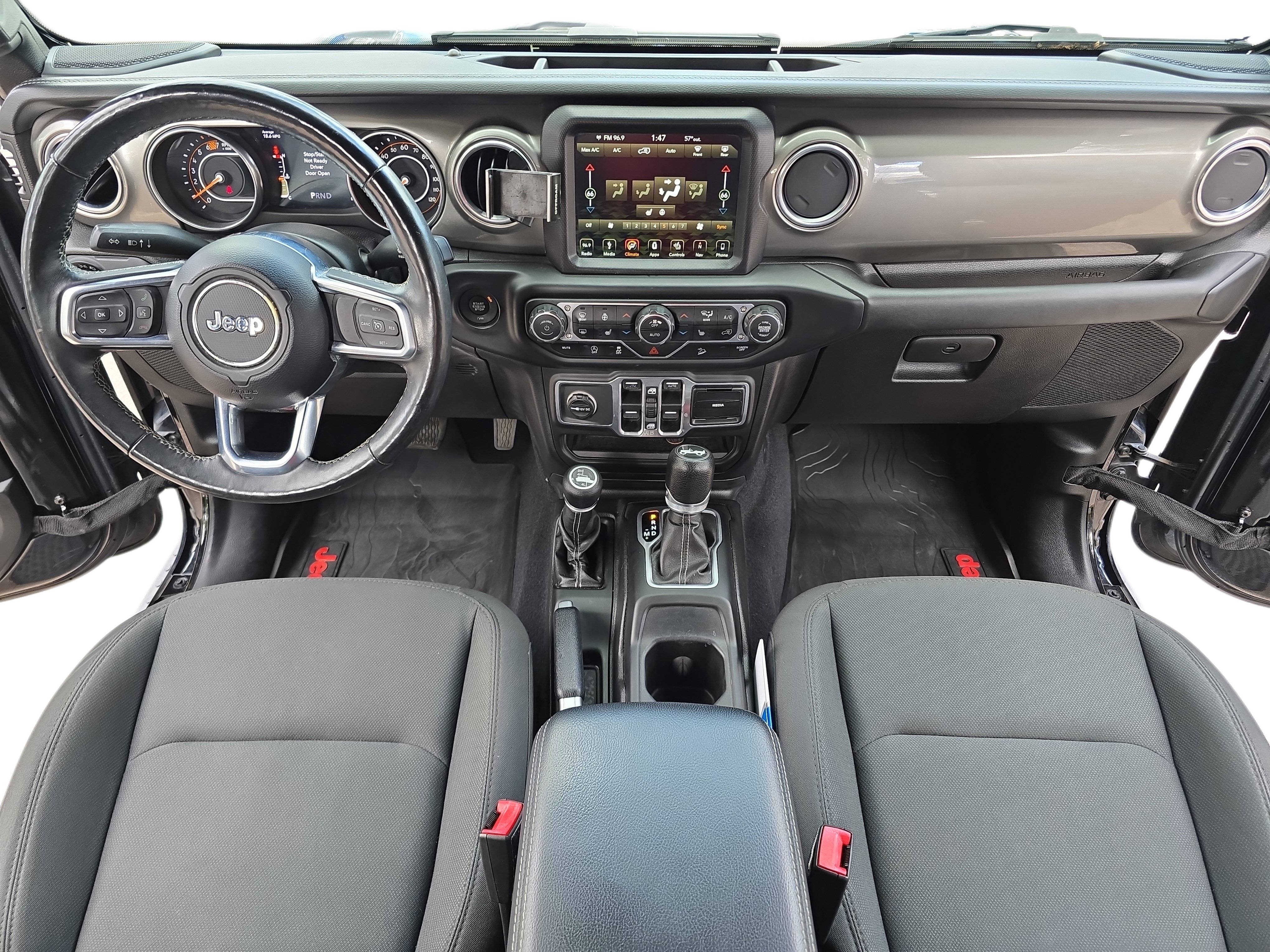 Used 2018 Jeep Wrangler Unlimited Sahara image 9