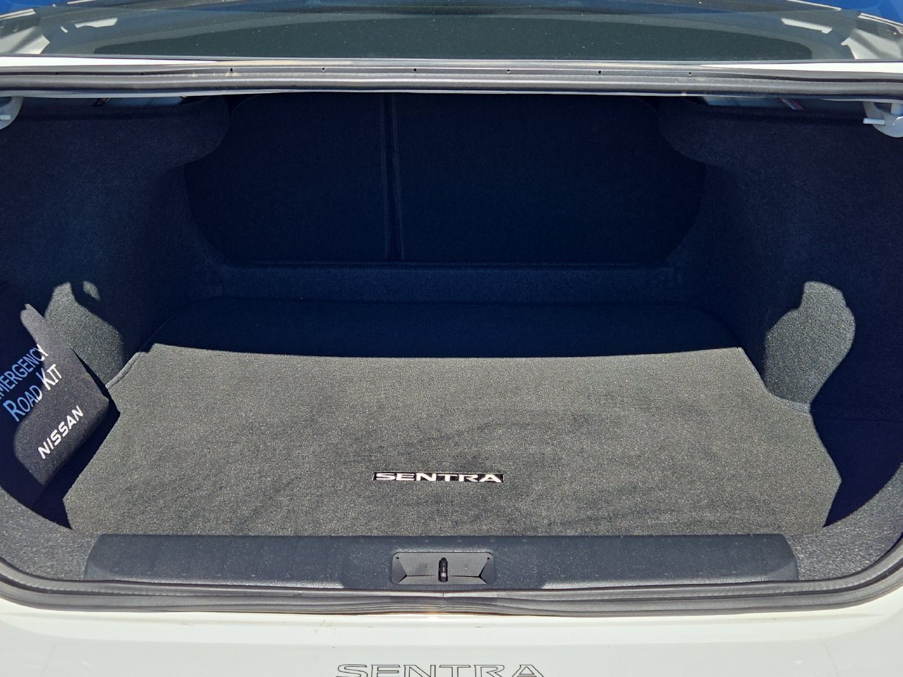 Used 2025 Nissan Sentra SV w/ All-Weather Package FWD image 12