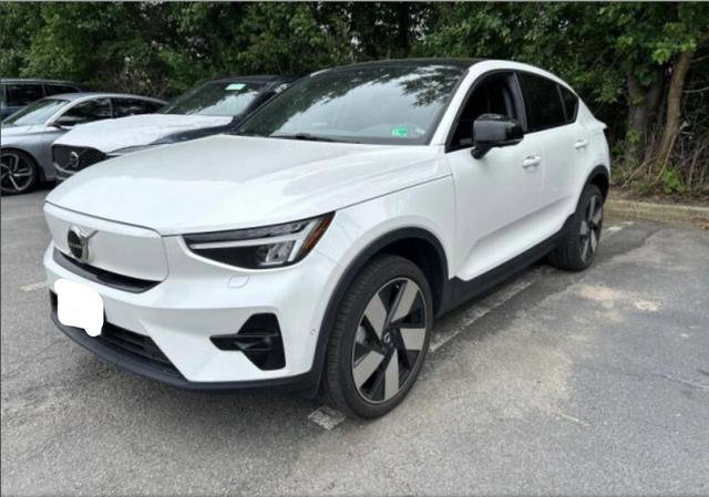 Used 2023 Volvo C40 P8 Recharge Ultimate AWD/4WD image 1
