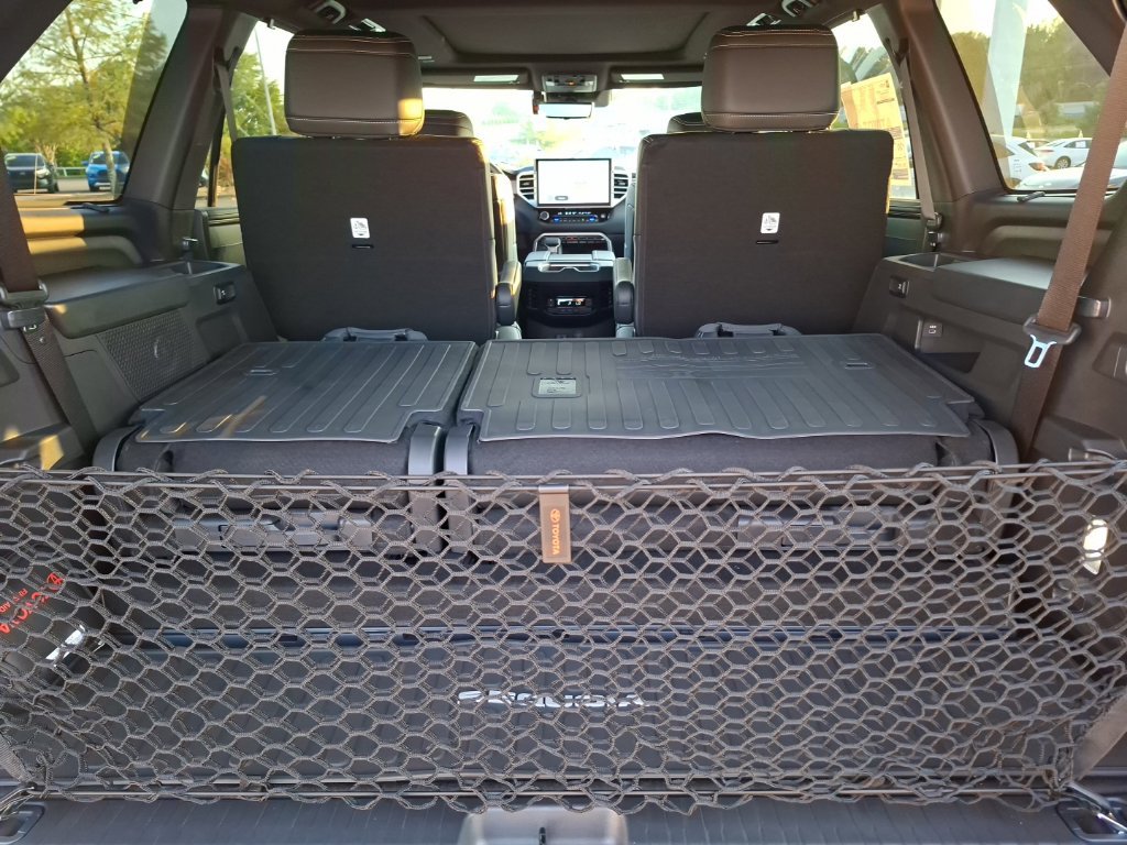 New 2026 Toyota Sequoia Limited w/ Tow Technology Package AWD/4WD image 31