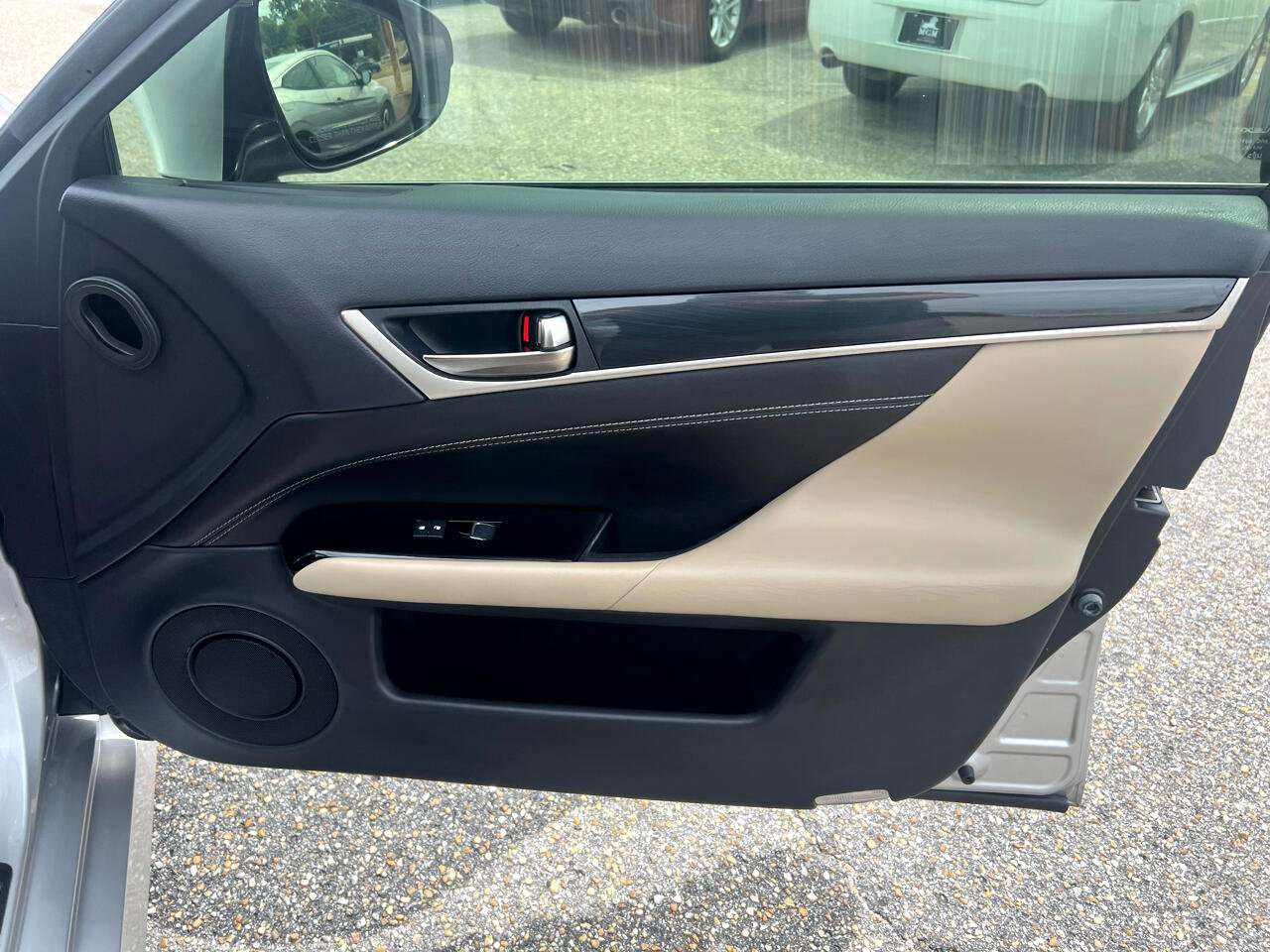 Used 2016 Lexus GS 200t image 34