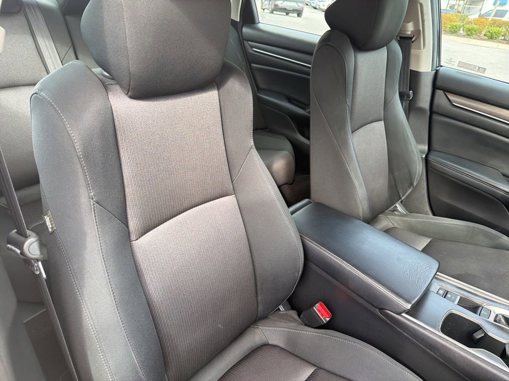Used 2018 Honda Accord LX image 21