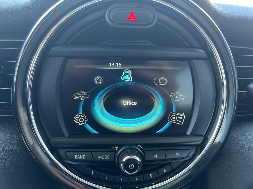 Used 2018 MINI Cooper 2-Door Hardtop FWD image 12