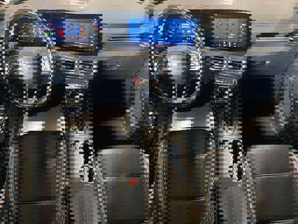 Used 2024 Ford Mustang Premium image 2